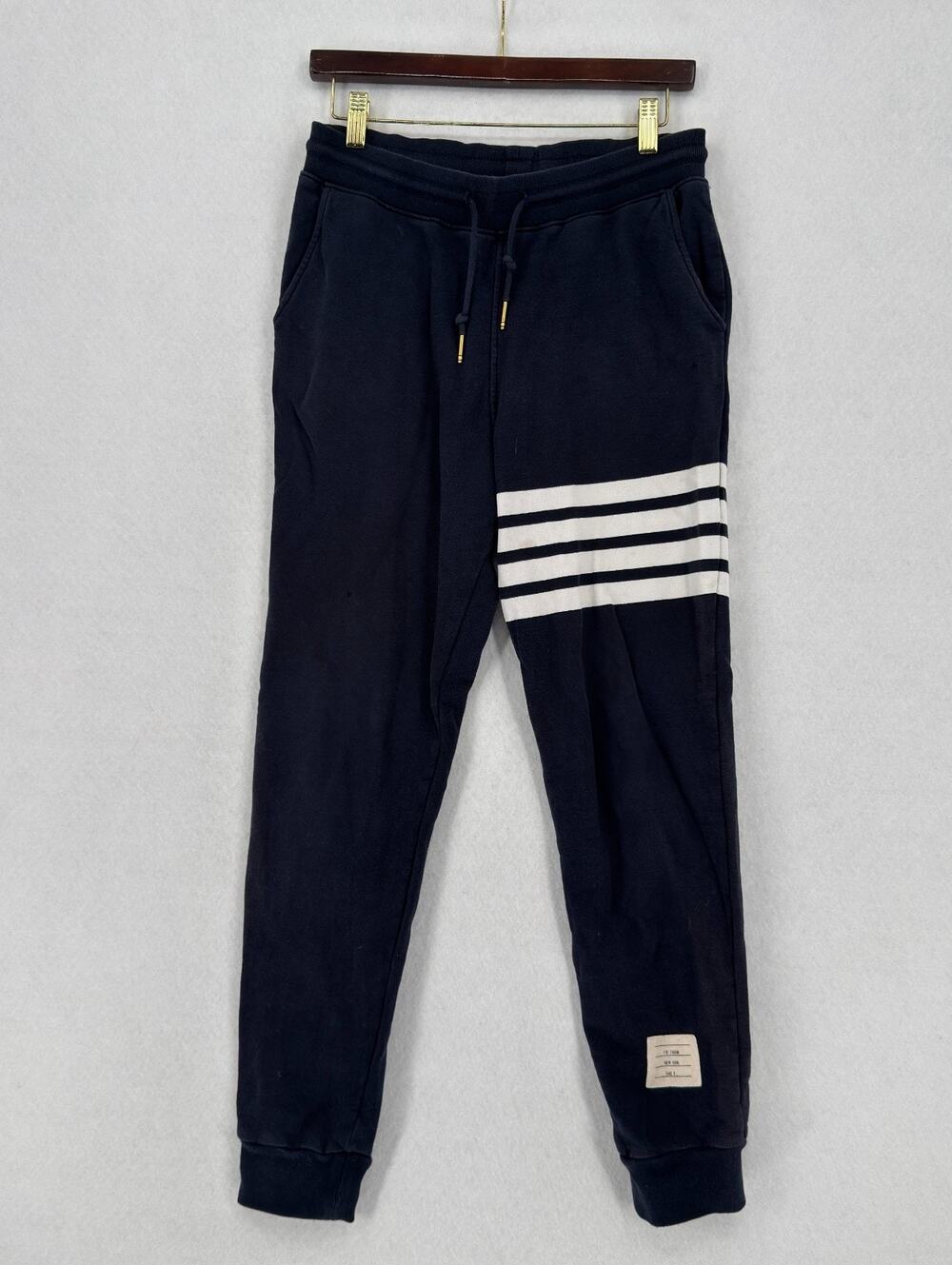 TB Thom Browne New York Mens Navy Blue Cotton 4-Bar Jogger Sweatpants